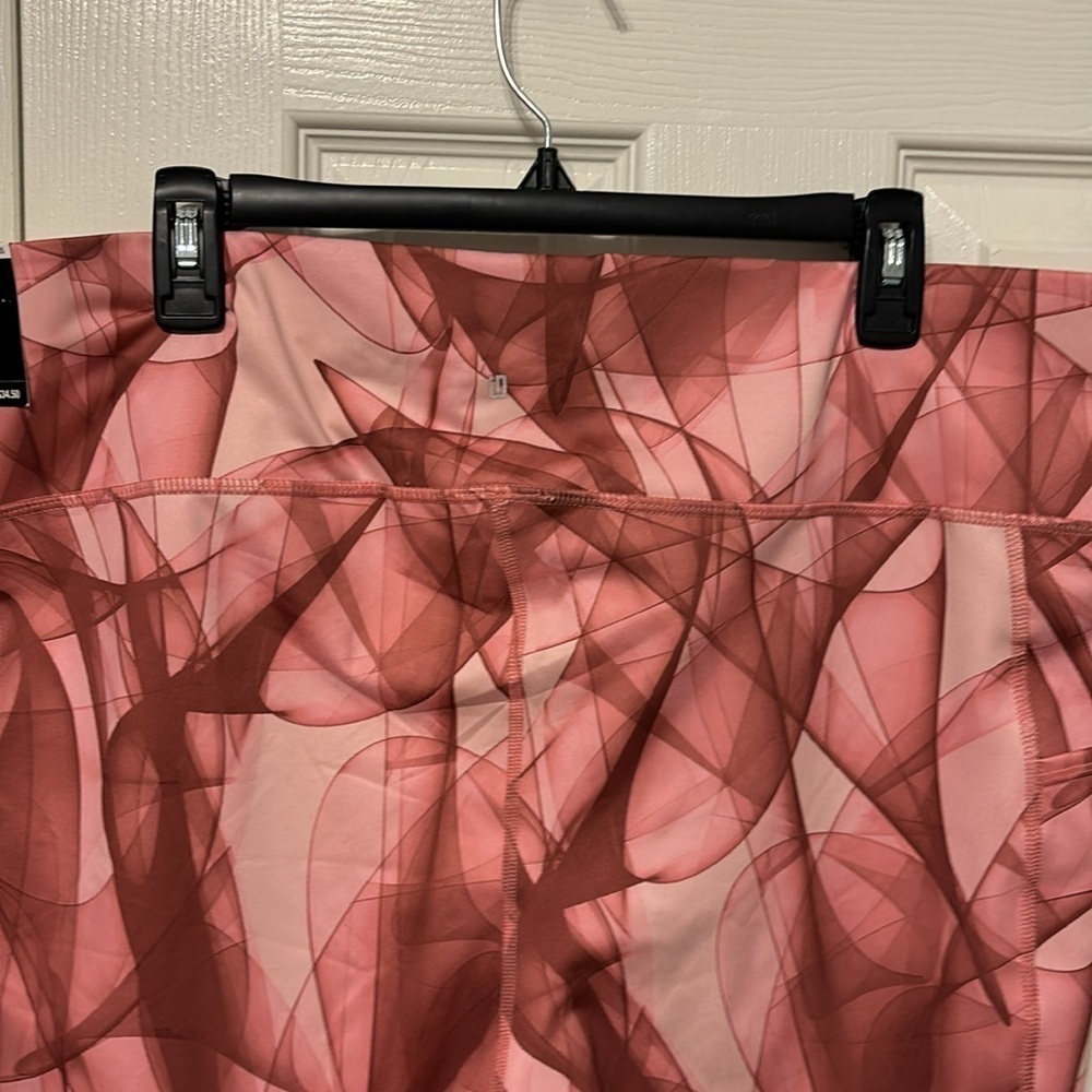 Ideology 7/8 Length Plus Size Leggings - Picture 5 of 8
